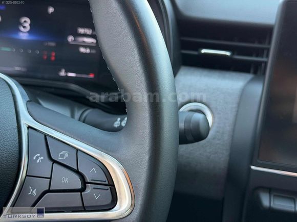 2024 CLİO 1.0 TCE EVOLUTİON - 78.000 KM - ÇELİK JANT