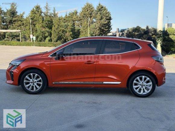 HATASIZ-BOYASIZ-TRAMERSİZ 2023 MODEL CLİO 1.0 TCE X TRONİC