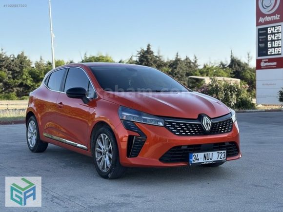 HATASIZ-BOYASIZ-TRAMERSİZ 2023 MODEL CLİO 1.0 TCE X TRONİC