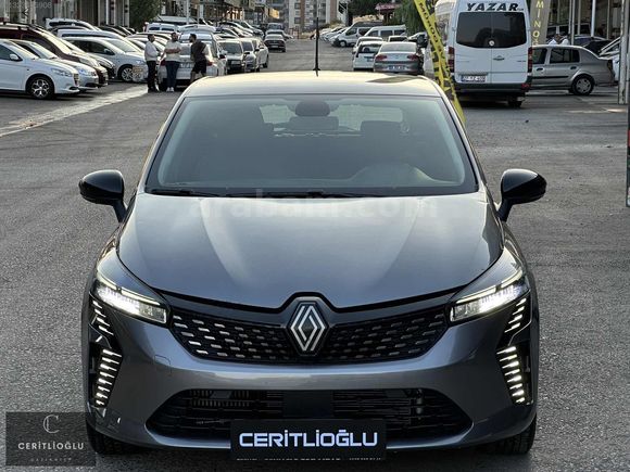 2024 CLİO EVOLUTİON OTOMATİK 49 BİNDE YETKİLİ SERVİS BAKIMLI__//
