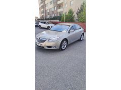 HATASIZ 35.000km Opel Insignia