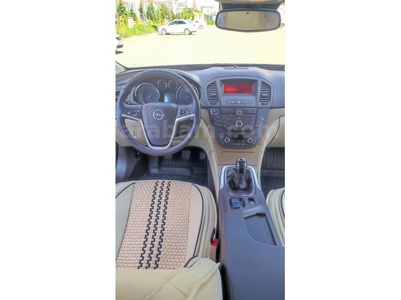 HATASIZ 35.000km Opel Insignia