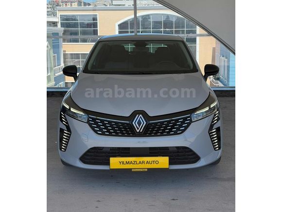 YILMAZLAR AUTO CARS DAN HATASIZ 2024 CLİO OTOMOTİK