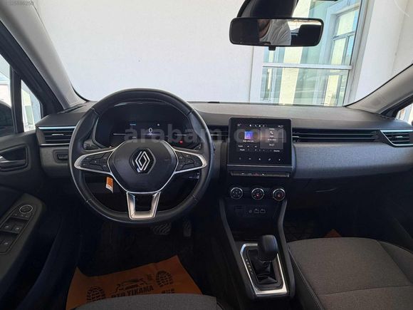 YILMAZLAR AUTO CARS DAN HATASIZ 2024 CLİO OTOMOTİK
