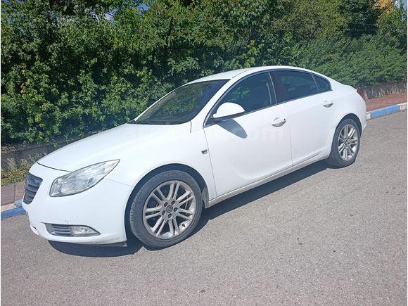 Sahibinden Opel Insignia 2.0 CDTI Edition 2011 Model