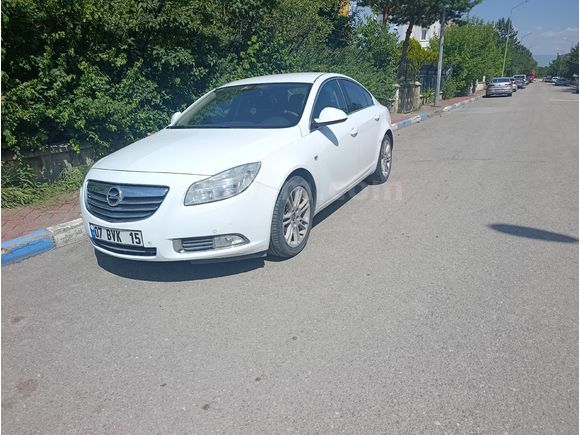 Sahibinden Opel Insignia 2.0 CDTI Edition 2011 Model
