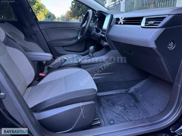 HATASIZ BOYASIZ CLİO 1.0TCE EVOLUTİON 49.500 KM SERVİS BAKIMLI