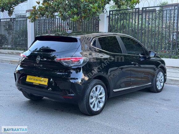HATASIZ BOYASIZ CLİO 1.0TCE EVOLUTİON 49.500 KM SERVİS BAKIMLI