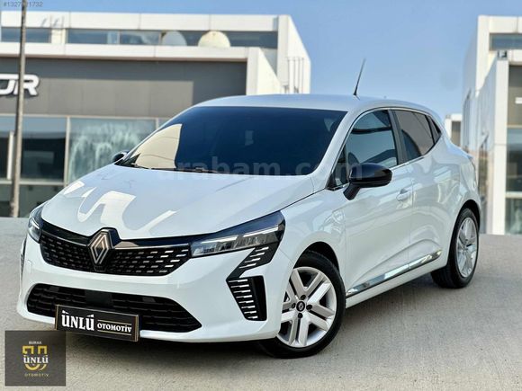 2024 ÇIKIŞLI 47.000 KM DE CLİO EVOLUTİON OTOMATİK