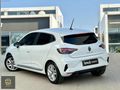 2024 ÇIKIŞLI 47.000 KM DE CLİO EVOLUTİON OTOMATİK