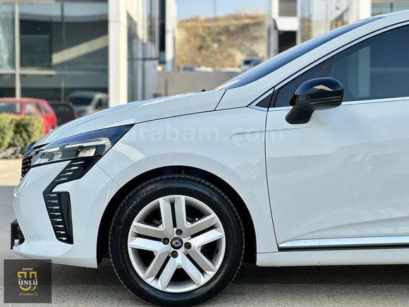 2024 ÇIKIŞLI 47.000 KM DE CLİO EVOLUTİON OTOMATİK