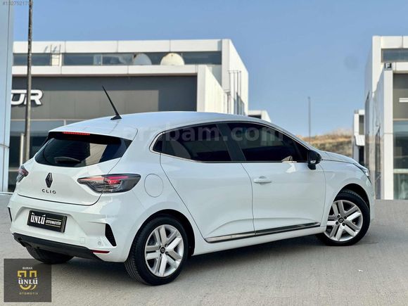 2024 ÇIKIŞLI 47.000 KM DE CLİO EVOLUTİON OTOMATİK
