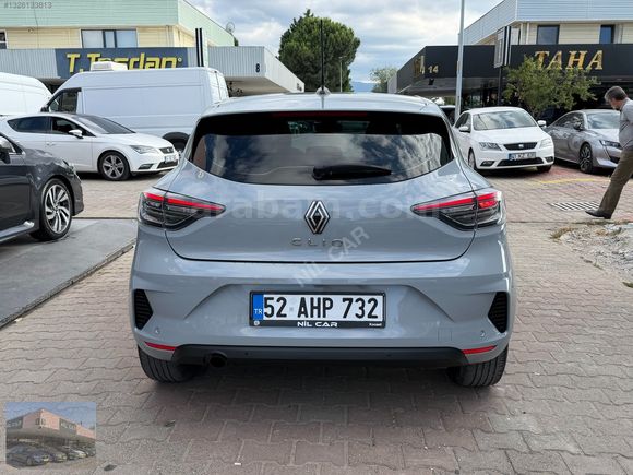 2024 CLİO 1.0 TCE EVOLUTİON HATASIZ OTOMATİK VİTES
