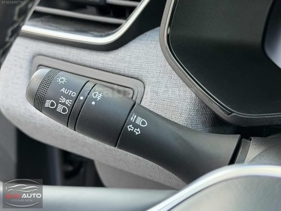 ALN AUTO / 2023 CLİO EVOLUTİON / KATLANIR AYNA / CAR PLAY /