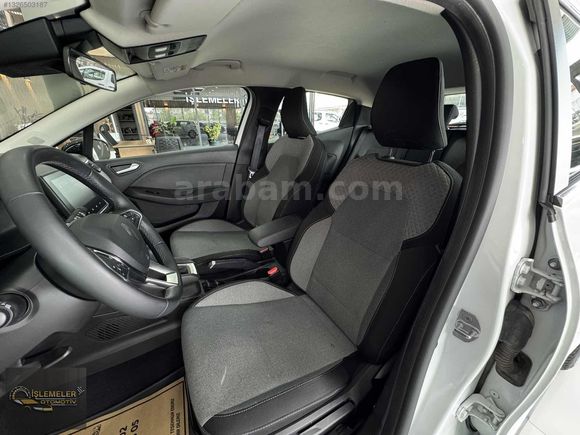 2025 RENAULT CLİO 1.0 TCE EVOLUTION BAKIMLI %20 KDV 28.000KM