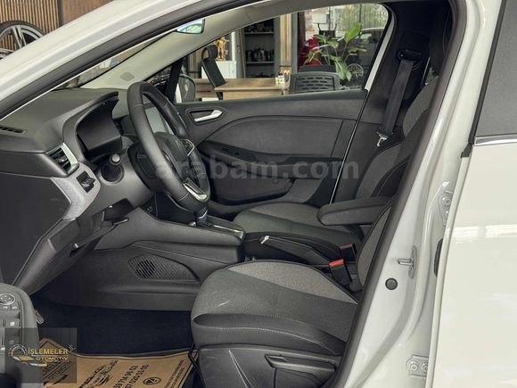 2025 RENAULT CLİO 1.0 TCE EVOLUTION BAKIMLI %20 KDV 28.000KM