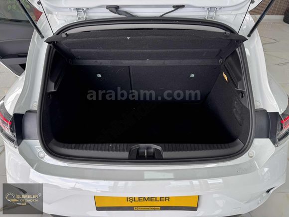 2025 RENAULT CLİO 1.0 TCE EVOLUTION BAKIMLI %20 KDV 28.000KM