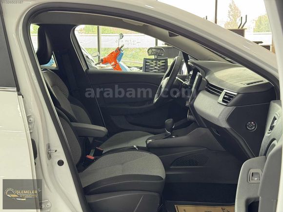 2025 RENAULT CLİO 1.0 TCE EVOLUTION BAKIMLI %20 KDV 28.000KM