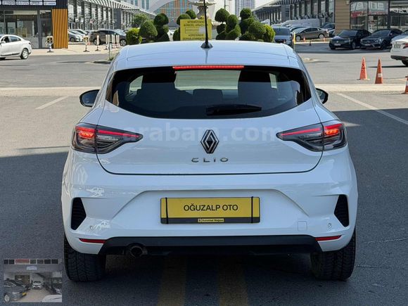 HATASIZ-BOYASIZ -44 BİN KM DE-BÜYÜK EKRAN-GERİ GÖRÜŞ -YENİ KASA