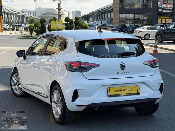 HATASIZ-BOYASIZ -44 BİN KM DE-BÜYÜK EKRAN-GERİ GÖRÜŞ -YENİ KASA