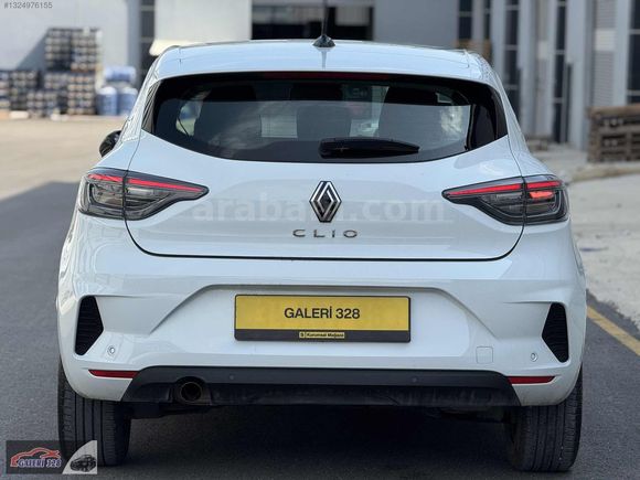 BOYASIZ 2024 RENAULT CLİO 1.0 TCe 91 HP EVOLUTİON X-TRONIC