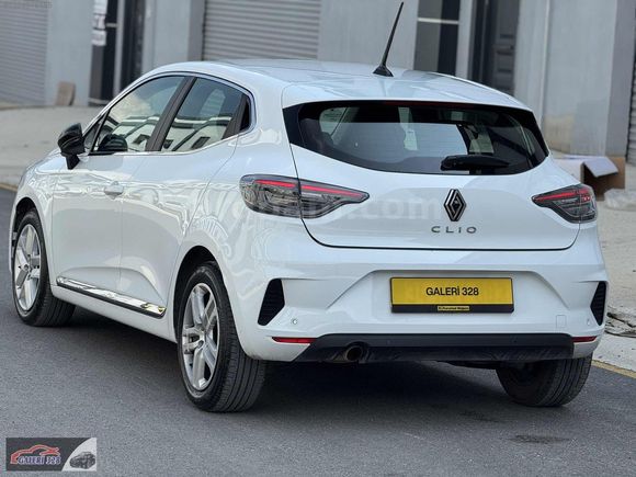 BOYASIZ 2024 RENAULT CLİO 1.0 TCe 91 HP EVOLUTİON X-TRONIC