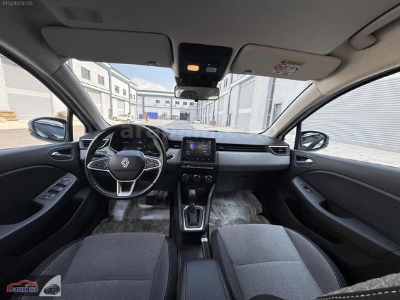 BOYASIZ 2024 RENAULT CLİO 1.0 TCe 91 HP EVOLUTİON X-TRONIC