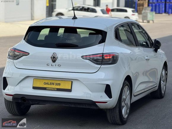 BOYASIZ 2024 RENAULT CLİO 1.0 TCe 91 HP EVOLUTİON X-TRONIC