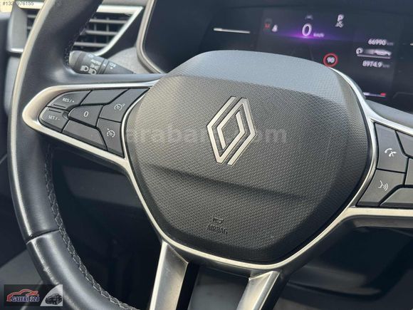 BOYASIZ 2024 RENAULT CLİO 1.0 TCe 91 HP EVOLUTİON X-TRONIC