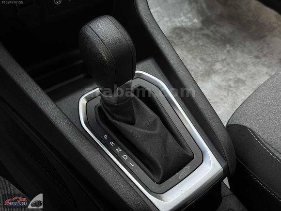 BOYASIZ 2024 RENAULT CLİO 1.0 TCe 91 HP EVOLUTİON X-TRONIC