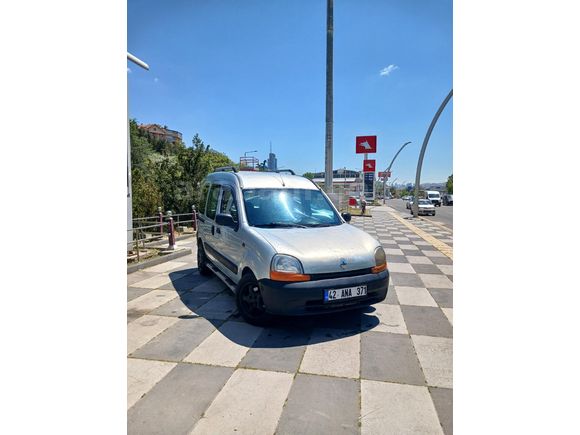 Sahibinden Renault Kangoo 1.9 D 2003 Model