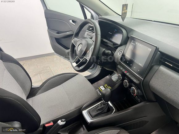 ASİL'DEN 2024 CLİO 1.0TCE EVOLUTİON OTOMATİK 44.970 KM