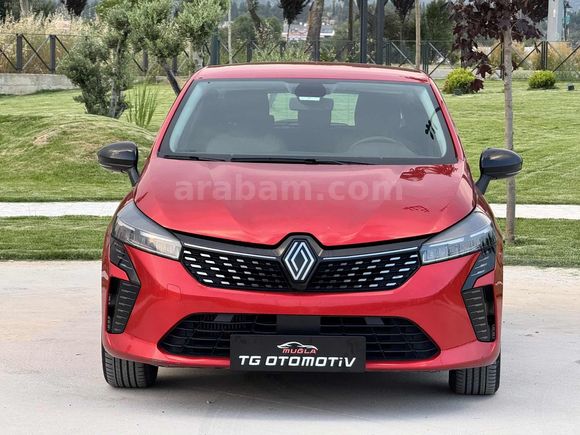 2023 İLK SAHİBİNDENN OTOMATİK CLİO / BOYASIZ/DEĞİŞENSİZ/45***KM