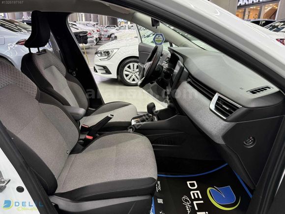 DELİL'DEN 2025 RENAULT CLİO GÜVENLİK PAKET 27.000 KM'DE 1.0 TCE