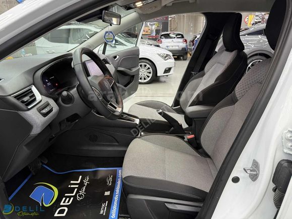 DELİL'DEN 2025 RENAULT CLİO GÜVENLİK PAKET 27.000 KM'DE 1.0 TCE