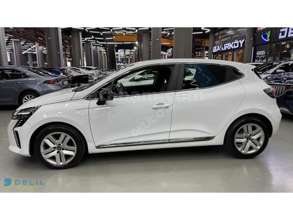 DELİL'DEN 2025 RENAULT CLİO GÜVENLİK PAKET 27.000 KM'DE 1.0 TCE