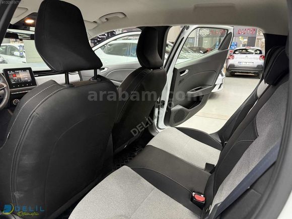 DELİL'DEN 2025 RENAULT CLİO GÜVENLİK PAKET 27.000 KM'DE 1.0 TCE