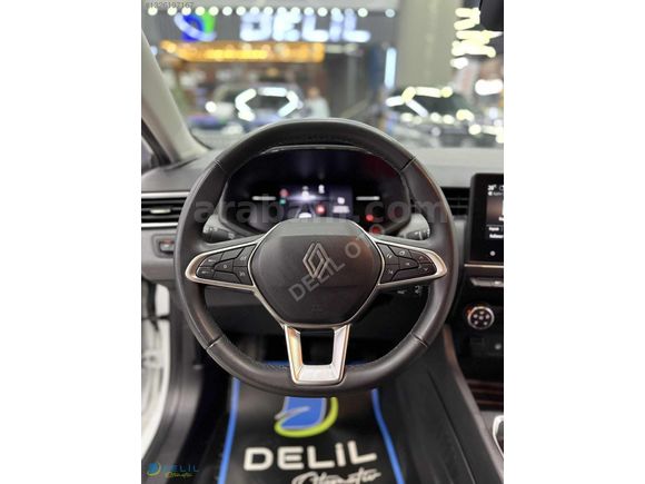 DELİL'DEN 2025 RENAULT CLİO GÜVENLİK PAKET 27.000 KM'DE 1.0 TCE