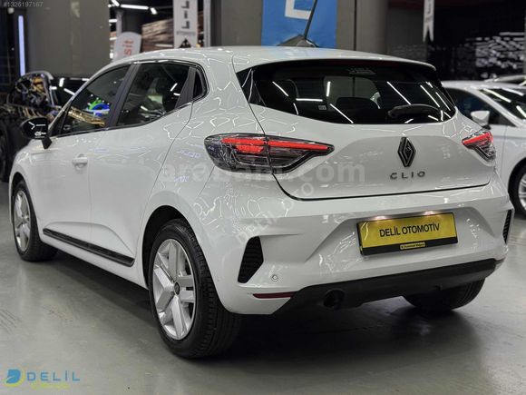 DELİL'DEN 2025 RENAULT CLİO GÜVENLİK PAKET 27.000 KM'DE 1.0 TCE