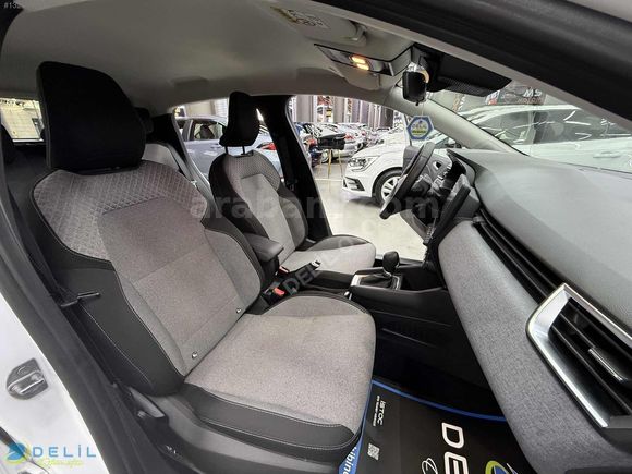 DELİL'DEN 2025 RENAULT CLİO GÜVENLİK PAKET 27.000 KM'DE 1.0 TCE
