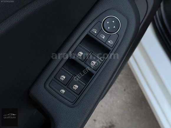 ÇELER AUTO/1.0TCE CLİO 2025 ÇIKIŞLI K.AYNA+NAVİ+GERİGÖRÜŞ+GSR2