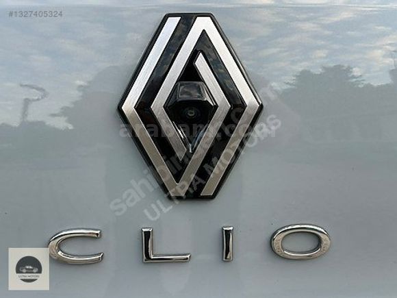 2024 CLİO EVOLUTİON 1.0 TCE OTOMATİK 43.000 KM'DE BOYASIZ