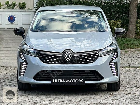 2024 CLİO EVOLUTİON 1.0 TCE OTOMATİK 43.000 KM'DE BOYASIZ