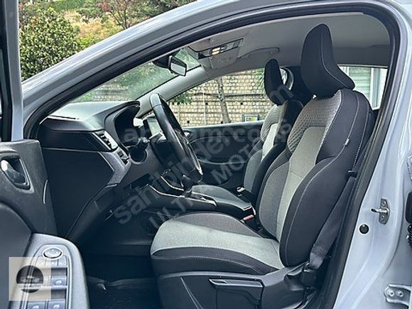 2024 CLİO EVOLUTİON 1.0 TCE OTOMATİK 43.000 KM'DE BOYASIZ