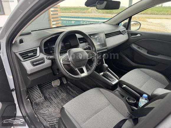 AUTO SRC 2024 RENAULT CLİO 1.0