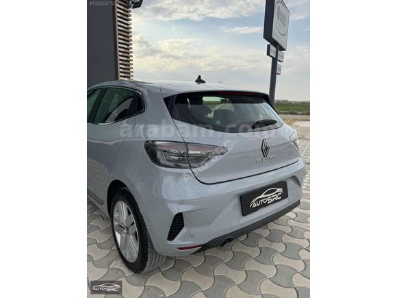 AUTO SRC 2024 RENAULT CLİO 1.0