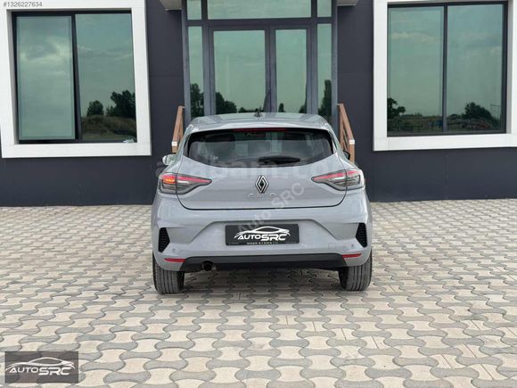 AUTO SRC 2024 RENAULT CLİO 1.0