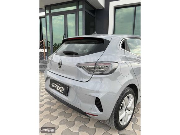 AUTO SRC 2024 RENAULT CLİO 1.0