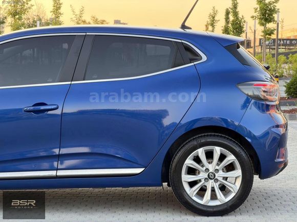 2024 CLİO EVOLUTİON HATASIZ BOYASIZ TRAMERSİZ 35.000 KM