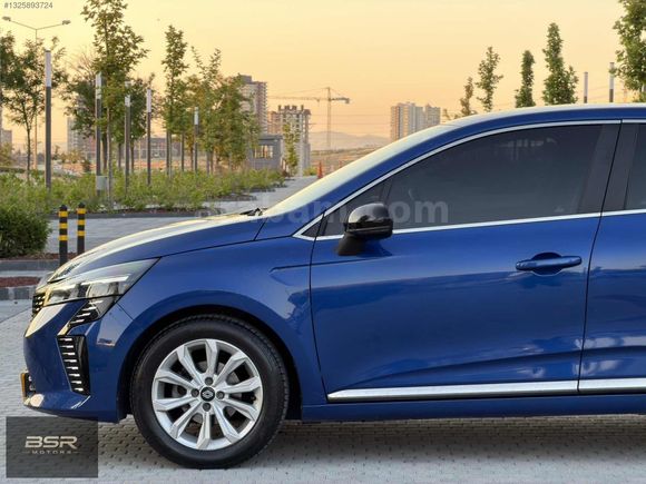 2024 CLİO EVOLUTİON HATASIZ BOYASIZ TRAMERSİZ 35.000 KM
